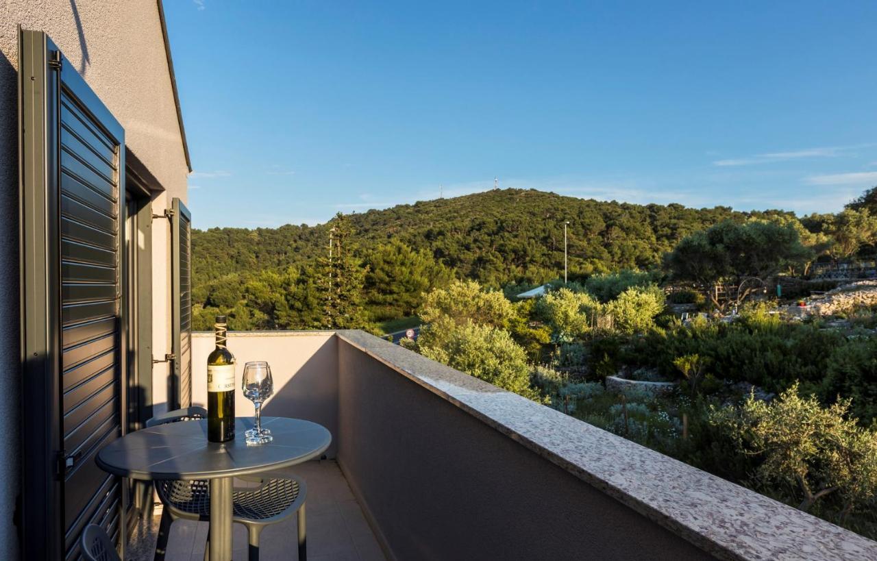 Valbay Residence Mali Lošinj Exteriör bild