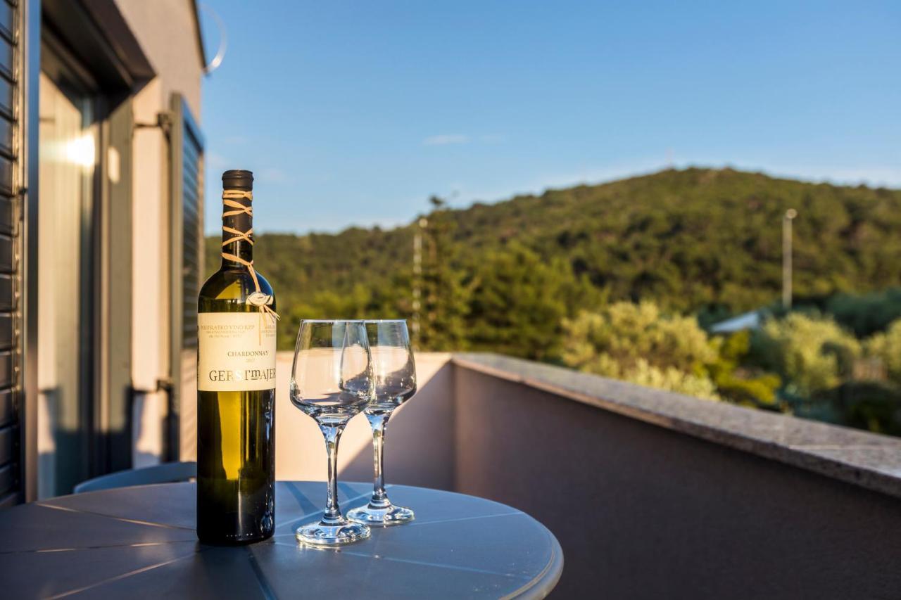 Valbay Residence Mali Lošinj Exteriör bild